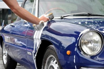 18 Ways to Seriously Deep Clean Your Car7