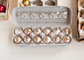 12 Ways to Store Your Holiday Décor2