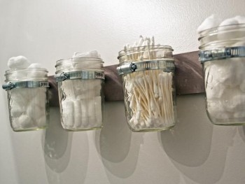 15 Ways to DIY Your Bathroom Storage4