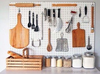 20 Small Kitchen Organization Hacks