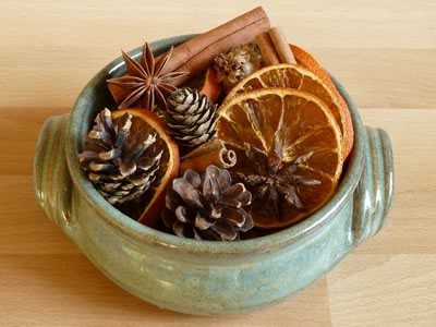 12-diy-holiday-scents-for-a-fresh-home2