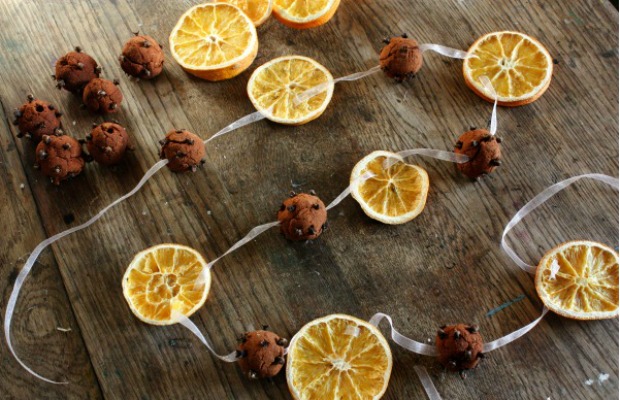 12-diy-holiday-scents-for-a-fresh-home8