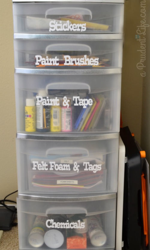12-organization-ideas-that-will-totally-transform-your-messy-craft-room7