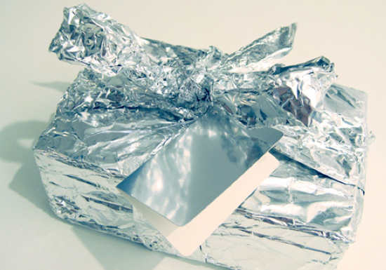 10-unheard-of-ways-to-use-aluminum-foil8
