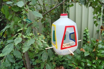 18 Ways to Reuse Your Plastic Milk Jugs9