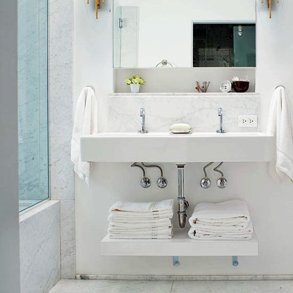 14 Ways to Store Your Bathroom Towels Wrapped in Rust