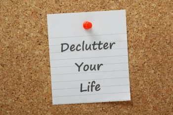 sign to remind you to declutter your life