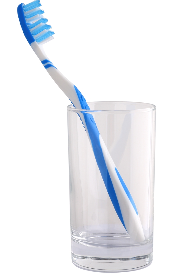 Things A Toothbrush Cleans | clean | hacks | toothbrush | cleaning hacks | cleaning tips and tricks 