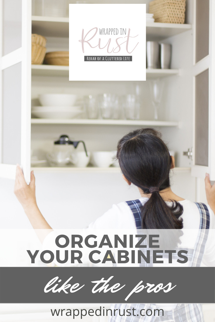 Small Kitchens Are No Issue With These Kitchen Cabinet Organization Tips.