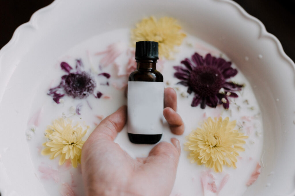 Make essential oil for laundry on your own